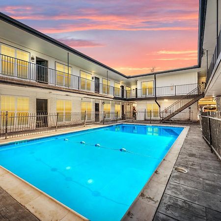 Cute And Stylish 1Br Apt With Pool & Free Park 휴스턴 외부 사진